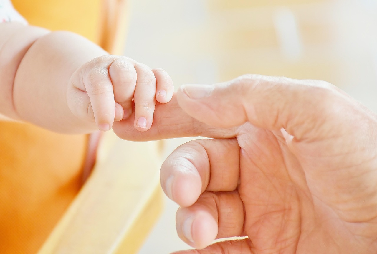 entdecken sie die unverzichtbaren babyartikel für 2025 – alles, was sie für die ersten tage ihres neugeborenen benötigen.