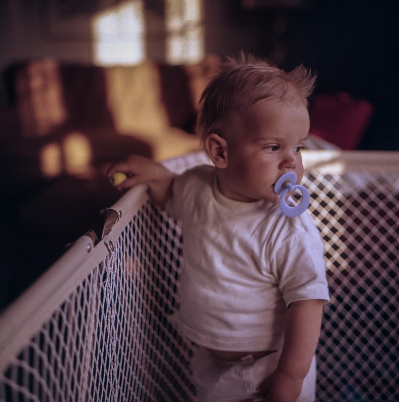 Wie gewöhne ich mein Baby an den Schnuller ab?
