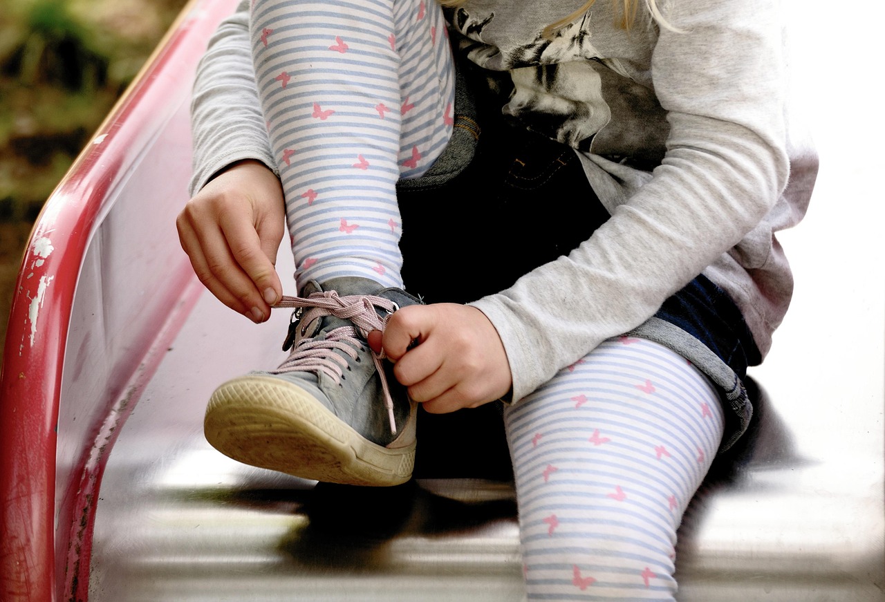 bereiten sie ihr kind optimal auf den kindergarten vor! entdecken sie hilfreiche tipps und strategien, um die soziale, emotionale und kognitive entwicklung ihres kindes zu fördern und den übergang in den kindergarten zu erleichtern.